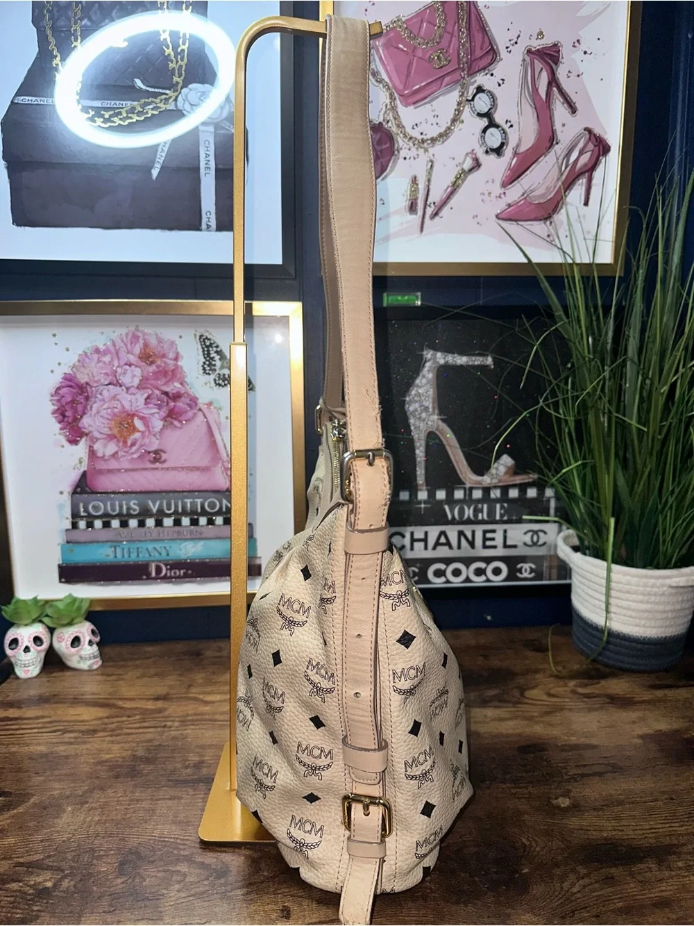 MCM Visetos Hobo Shoulder Bag Beige Cognac Leather Gold Hardware Padlock Key
